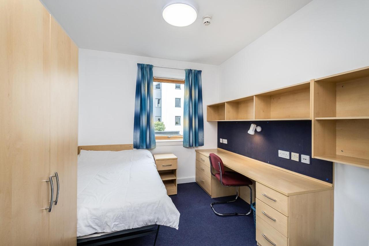 1 Night Free Comfortable Ensuite Rooms, Gillingham - Sk Hoo Екстериор снимка